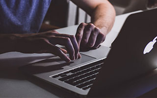 爱游戏中国官方网站平台-【世界冠军风采】他们的成功之路与未来展望，世界冠军背后的艰辛