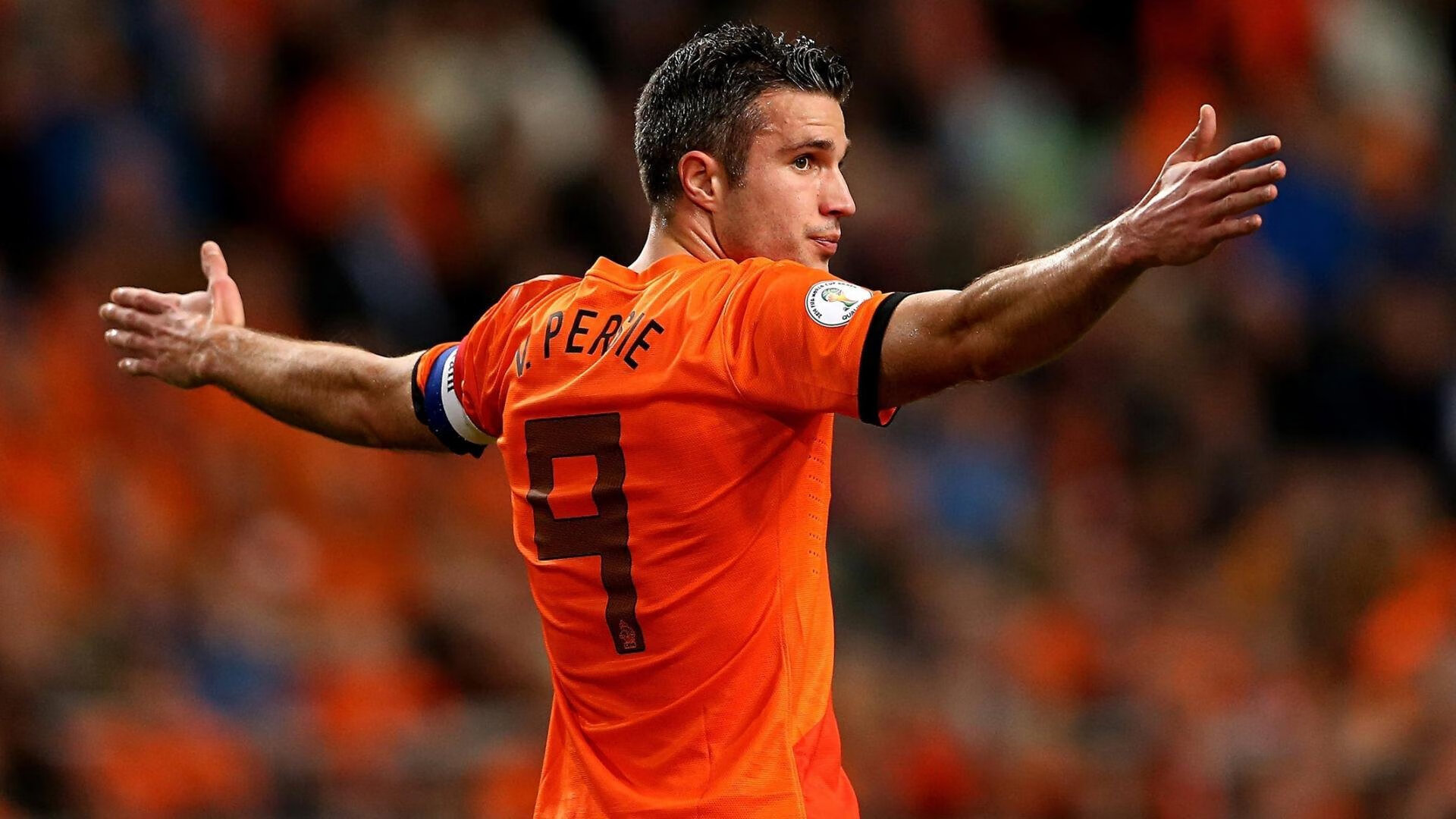 爱游戏体育官方网站-莱万多夫斯基开启新赛季火力全开